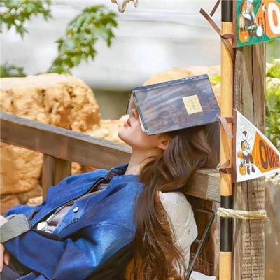 夹心沙展